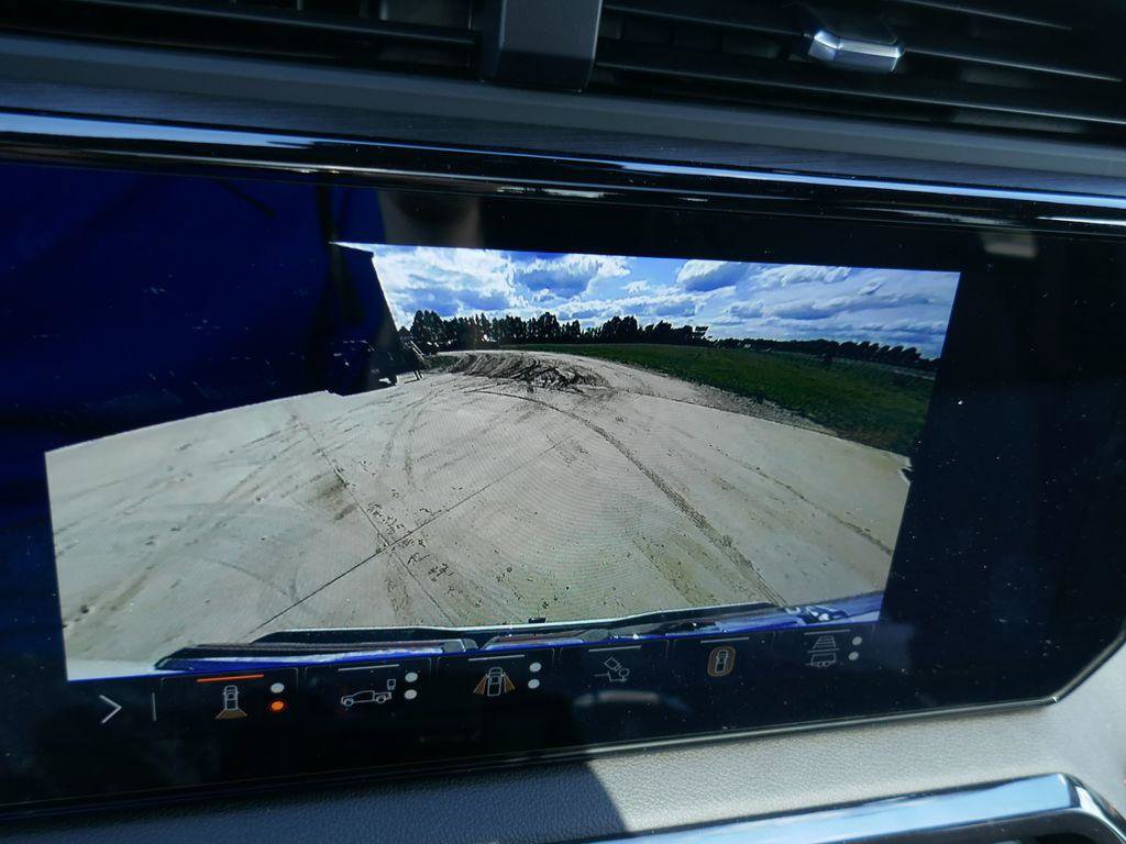 New 2026 GMC Sierra 1500 AT4 w/ AT4 Premium Package AWD/4WD image 28