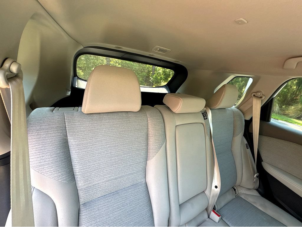 Certified 2023 Nissan Rogue SV FWD image 13