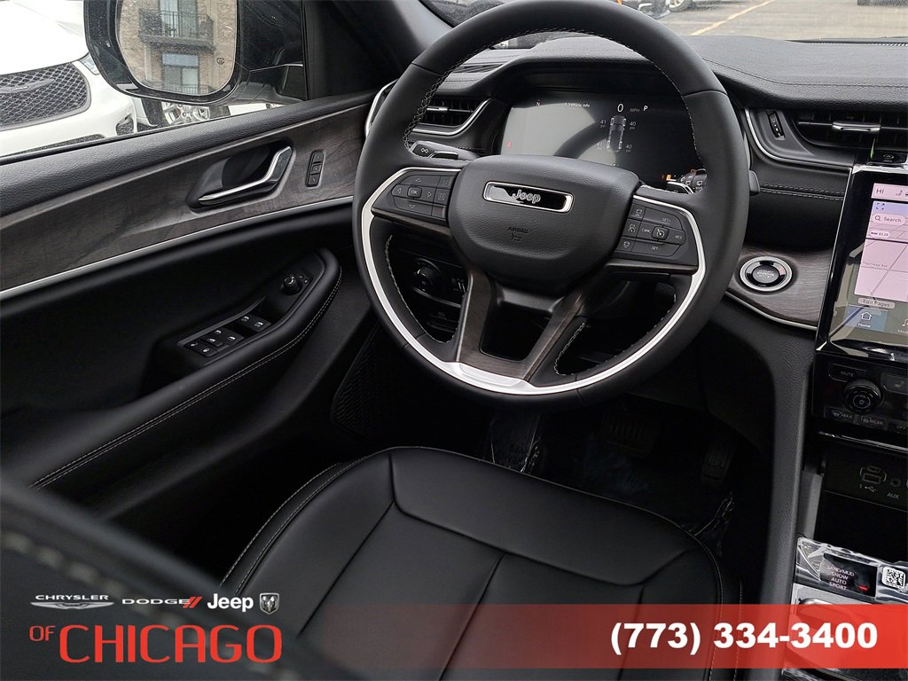 New 2025 Jeep Grand Cherokee Limited image 17