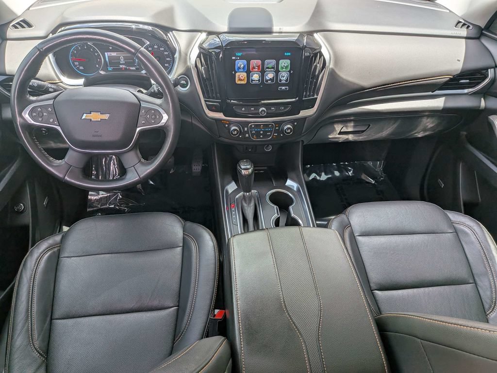 Used 2019 Chevrolet Traverse Premier w/ Redline Edition AWD/4WD image 16