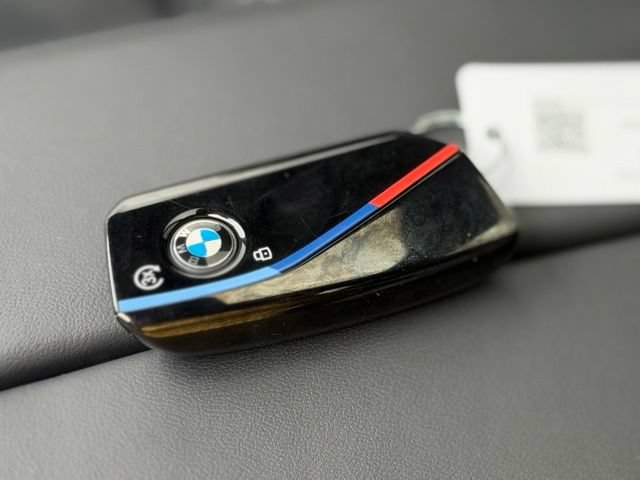 Used 2025 BMW X7 M60i AWD/4WD image 68
