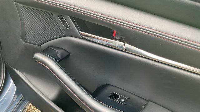 Used 2024 MAZDA MAZDA3 s image 21