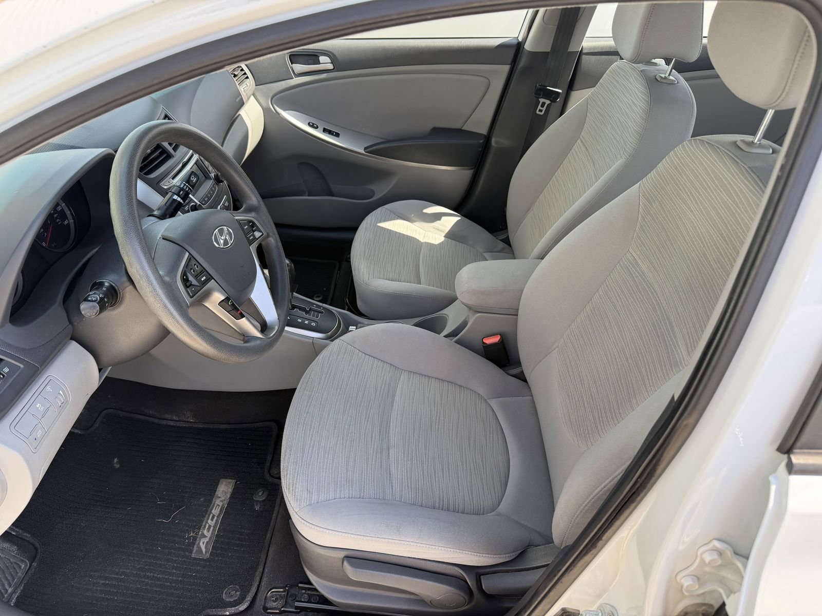 Used 2017 Hyundai Accent Value Edition FWD image 5