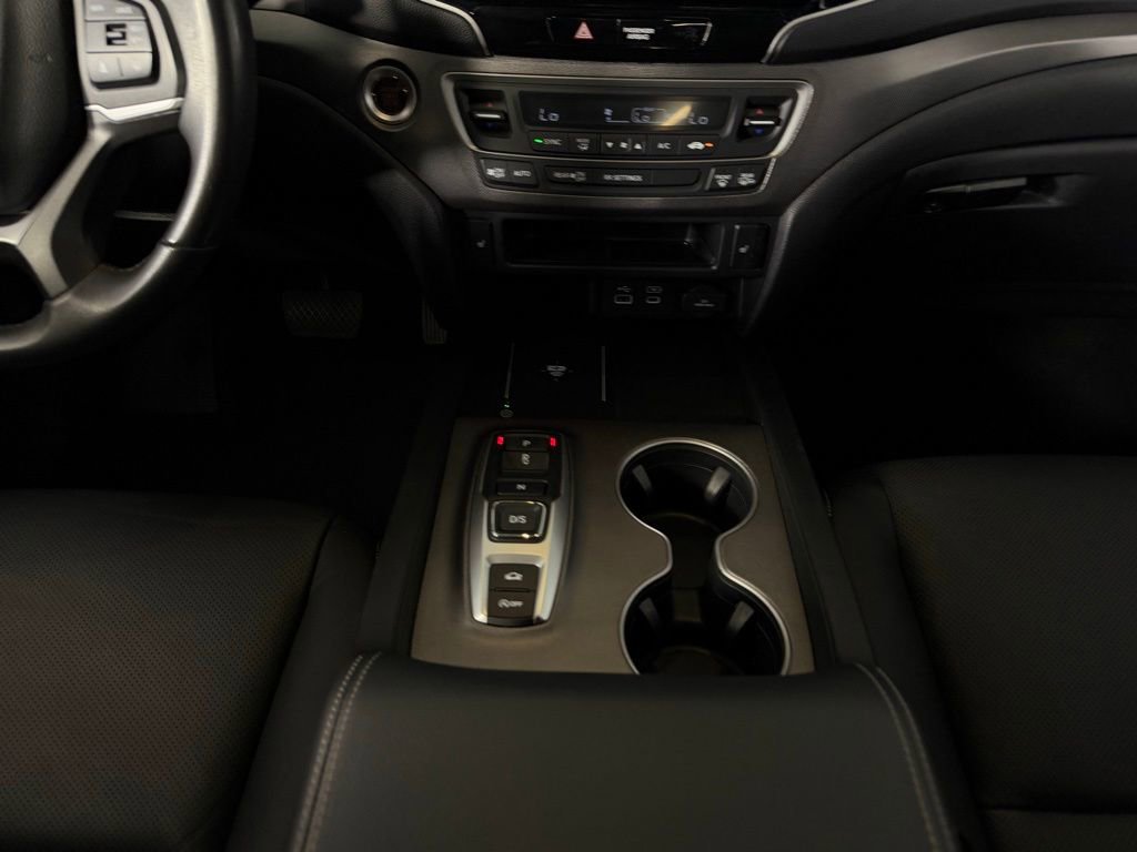 Used 2025 Honda Ridgeline RTL image 16
