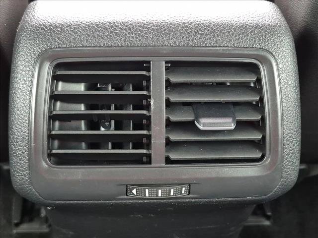 Used 2015 Volkswagen GTI 4-Door FWD image 15