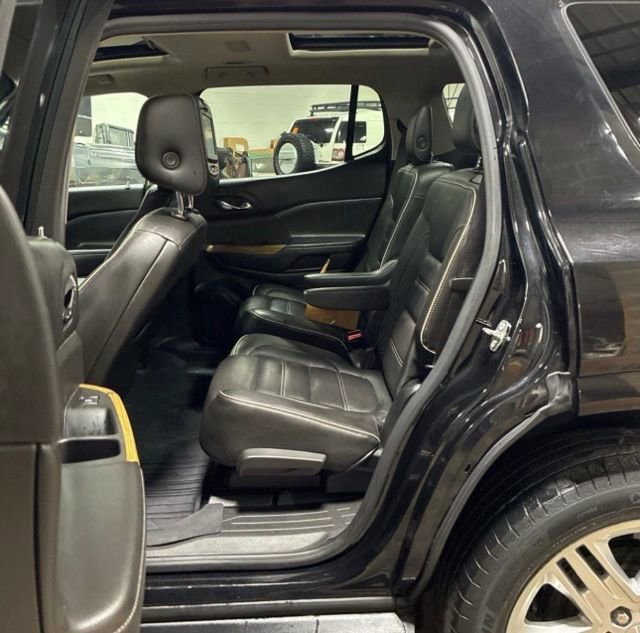 Used 2018 GMC Acadia Denali w/ Technology Package image 10