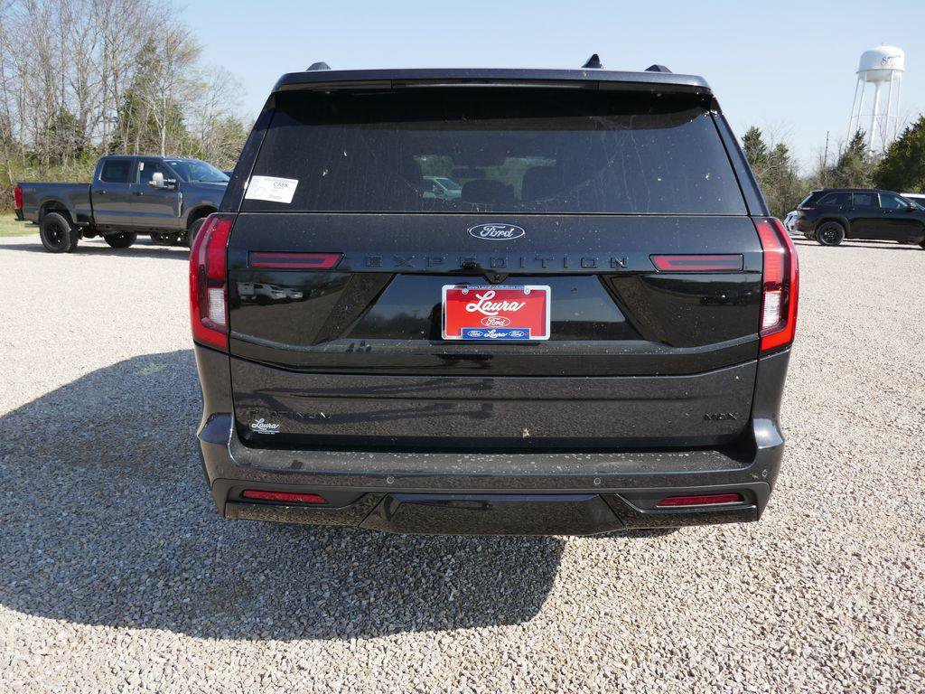 New 2026 Ford Expedition Max Platinum image 6