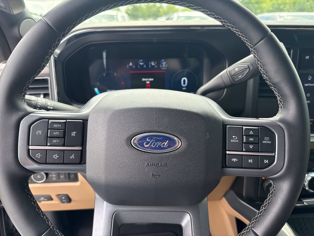 Used 2025 Ford F350 Lariat w/ Chrome Package AWD/4WD image 23