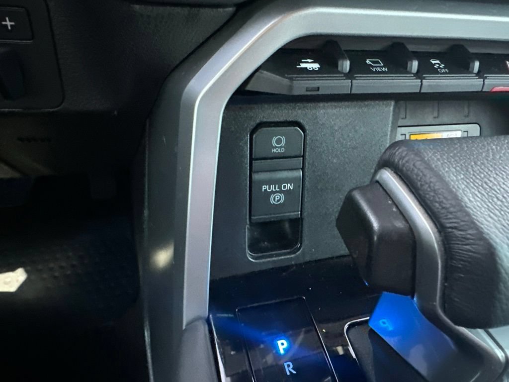 Used 2024 Toyota Tundra Platinum AWD/4WD image 7