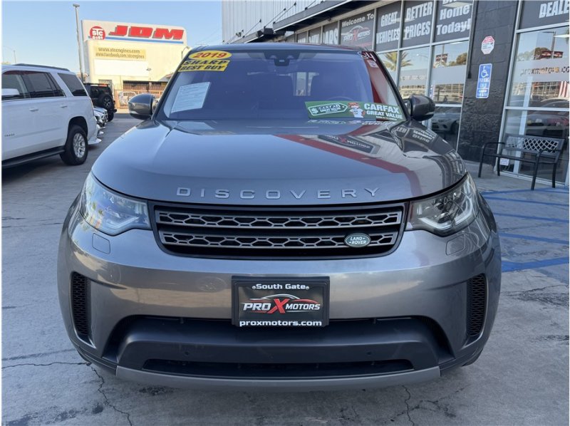 Used 2019 Land Rover Discovery SE AWD/4WD image 2