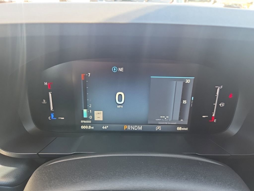 Used 2025 Ford Maverick Tremor image 16