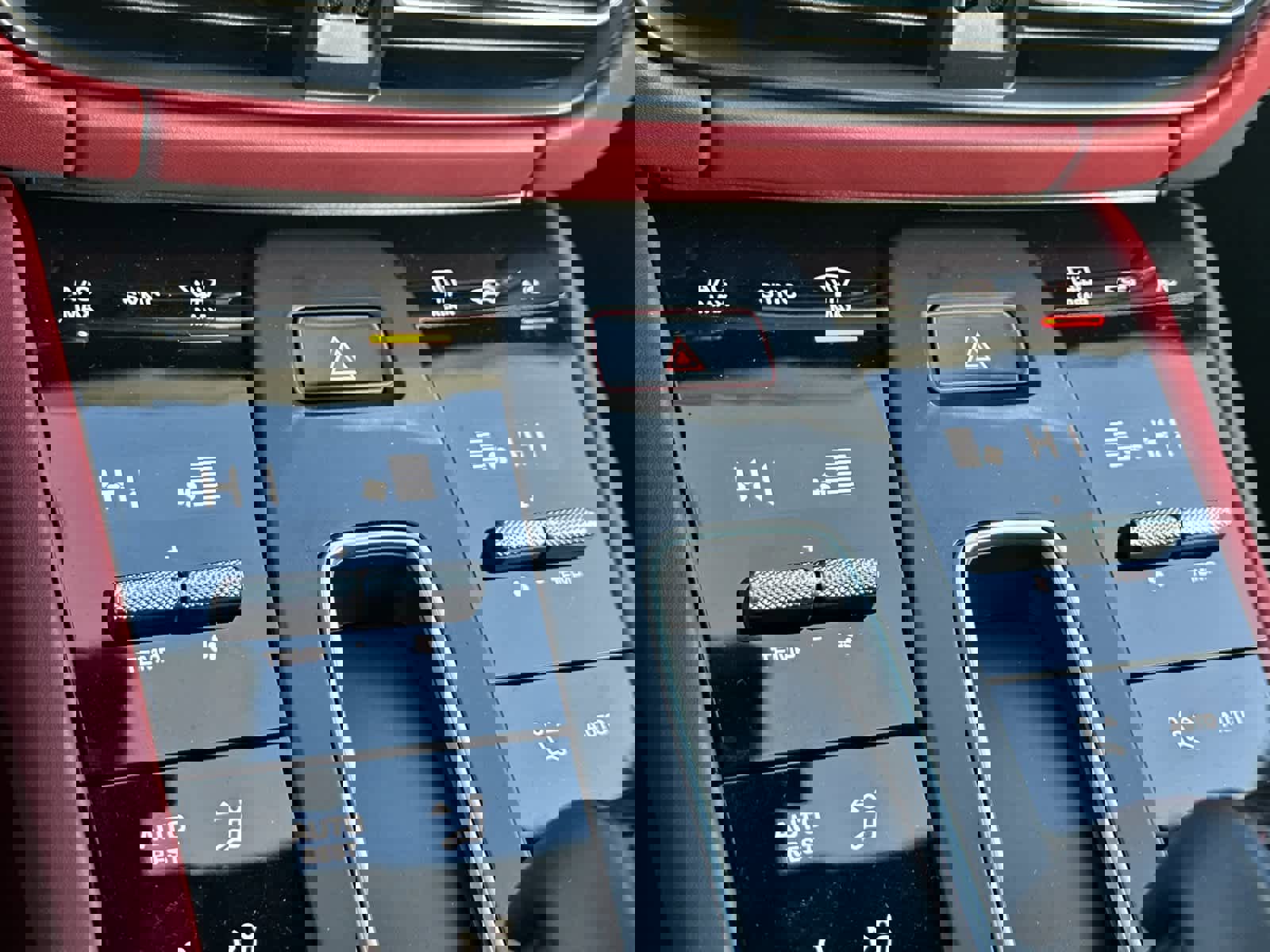 New 2026 Porsche Macan image 23