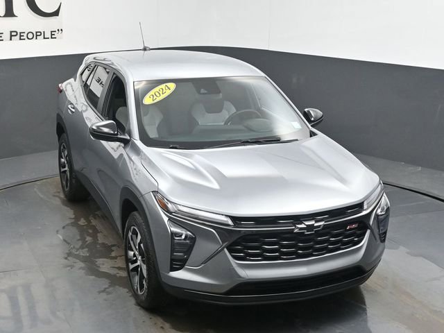 Used 2024 Chevrolet Trax RS image 46