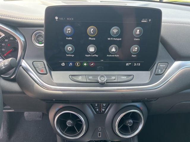 Used 2025 Chevrolet Blazer LT FWD image 21