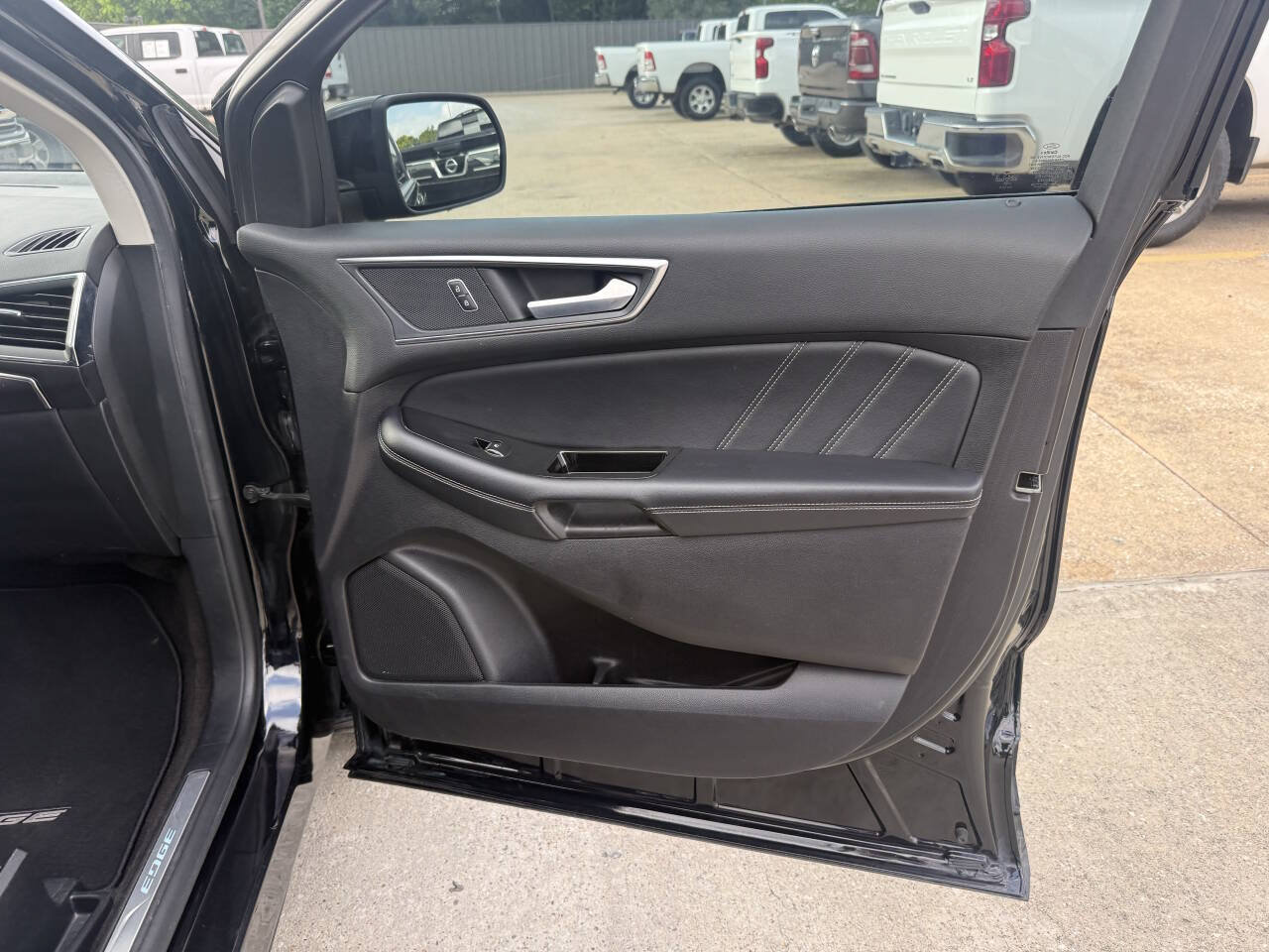 Used 2018 Ford Edge Sport w/ Equipment Group 401A AWD/4WD image 11