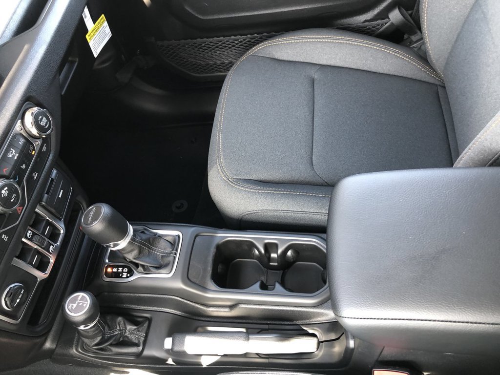 New 2026 Jeep Gladiator Sport AWD/4WD image 17