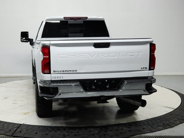 Used 2025 Chevrolet Silverado 2500 LTZ w/ LTZ Convenience Package AWD/4WD image 7