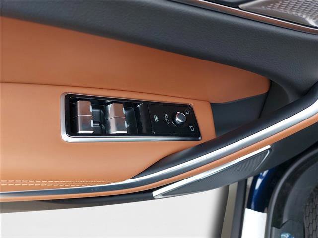 New 2026 Jaguar F-PACE R-Dynamic S image 24