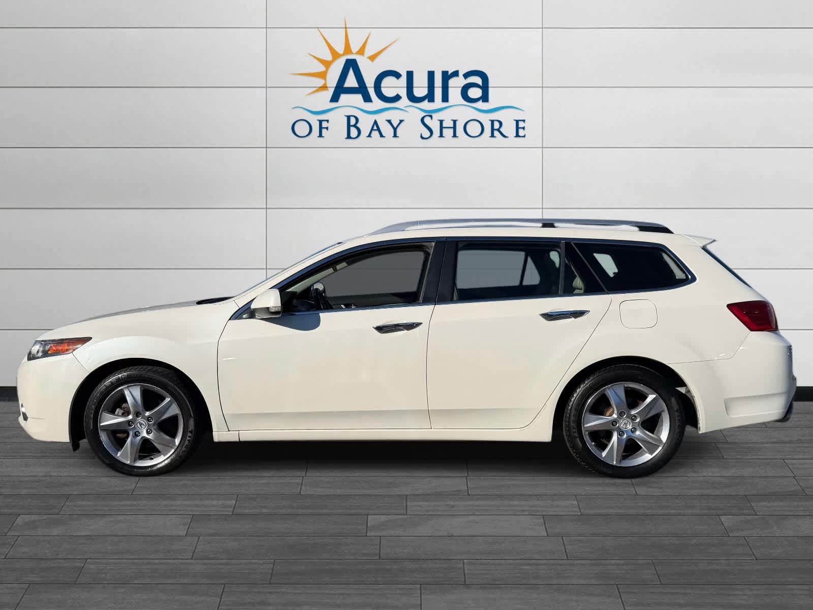 Used 2011 Acura TSX Sport Wagon FWD image 5