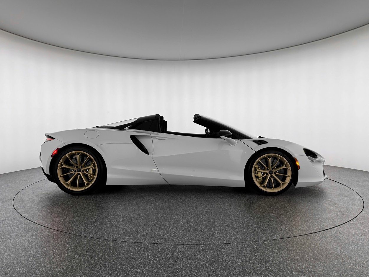 New 2026 McLaren Artura Spider image 7