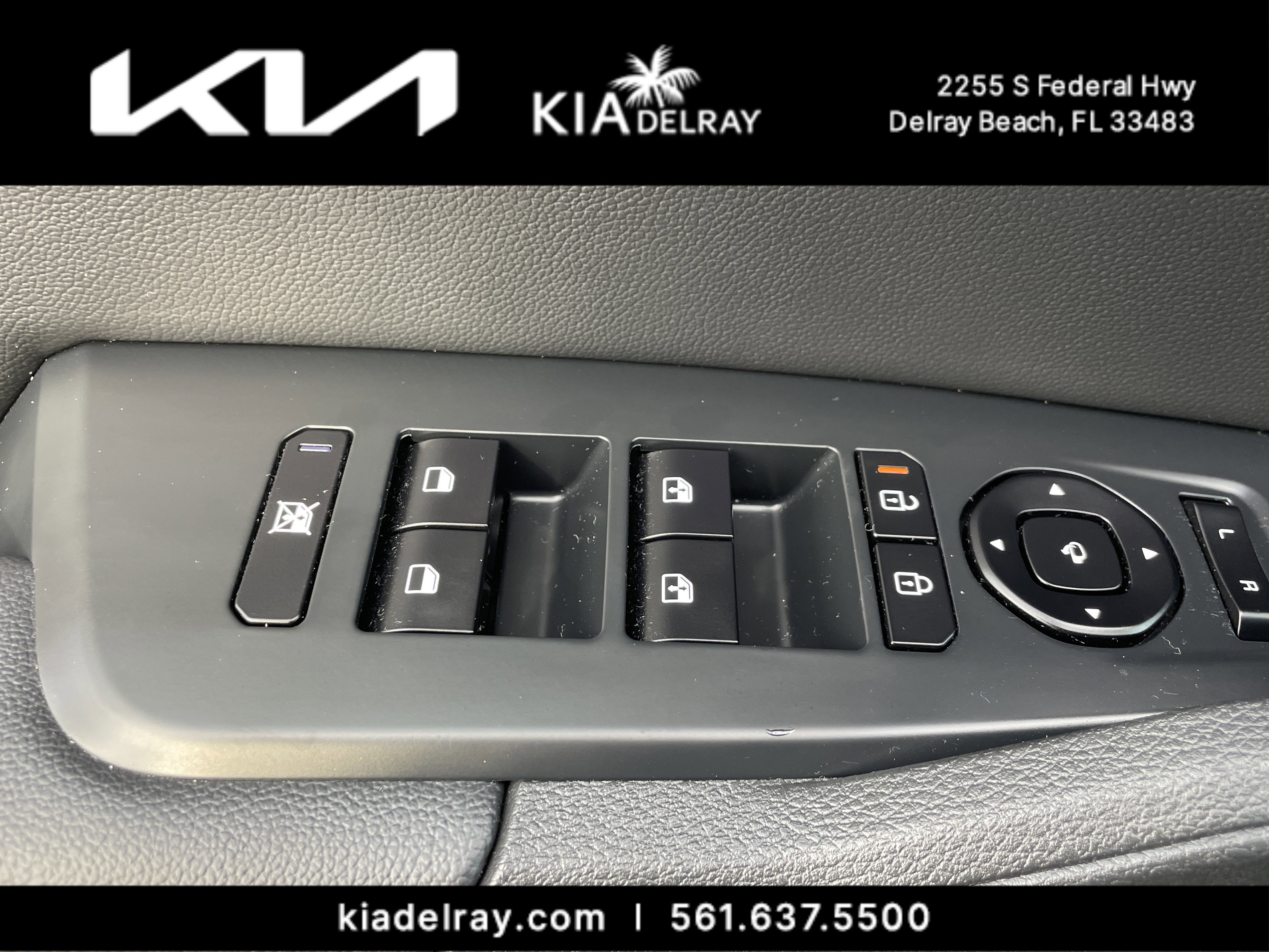 Used 2026 Kia Sportage SX image 17