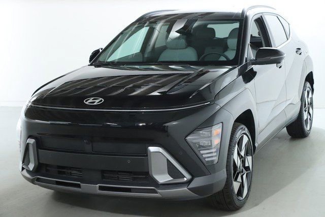 Used 2024 Hyundai Kona Limited image 3