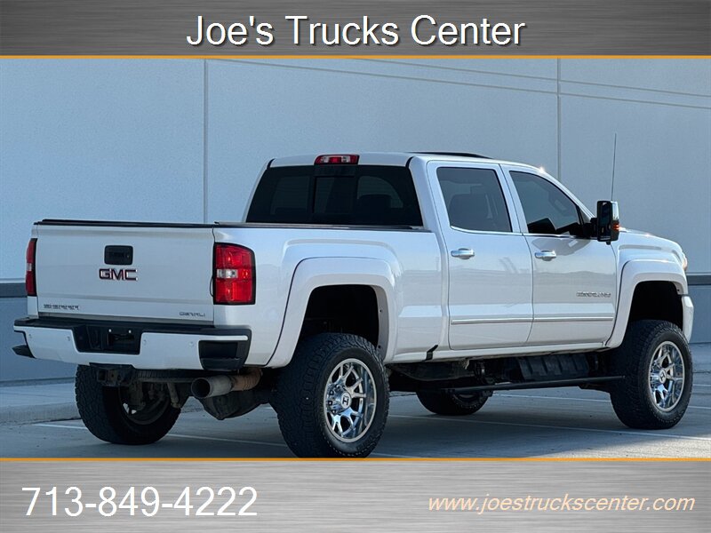 Used 2019 GMC Sierra 3500 Denali w/ Duramax Plus Package AWD/4WD image 7