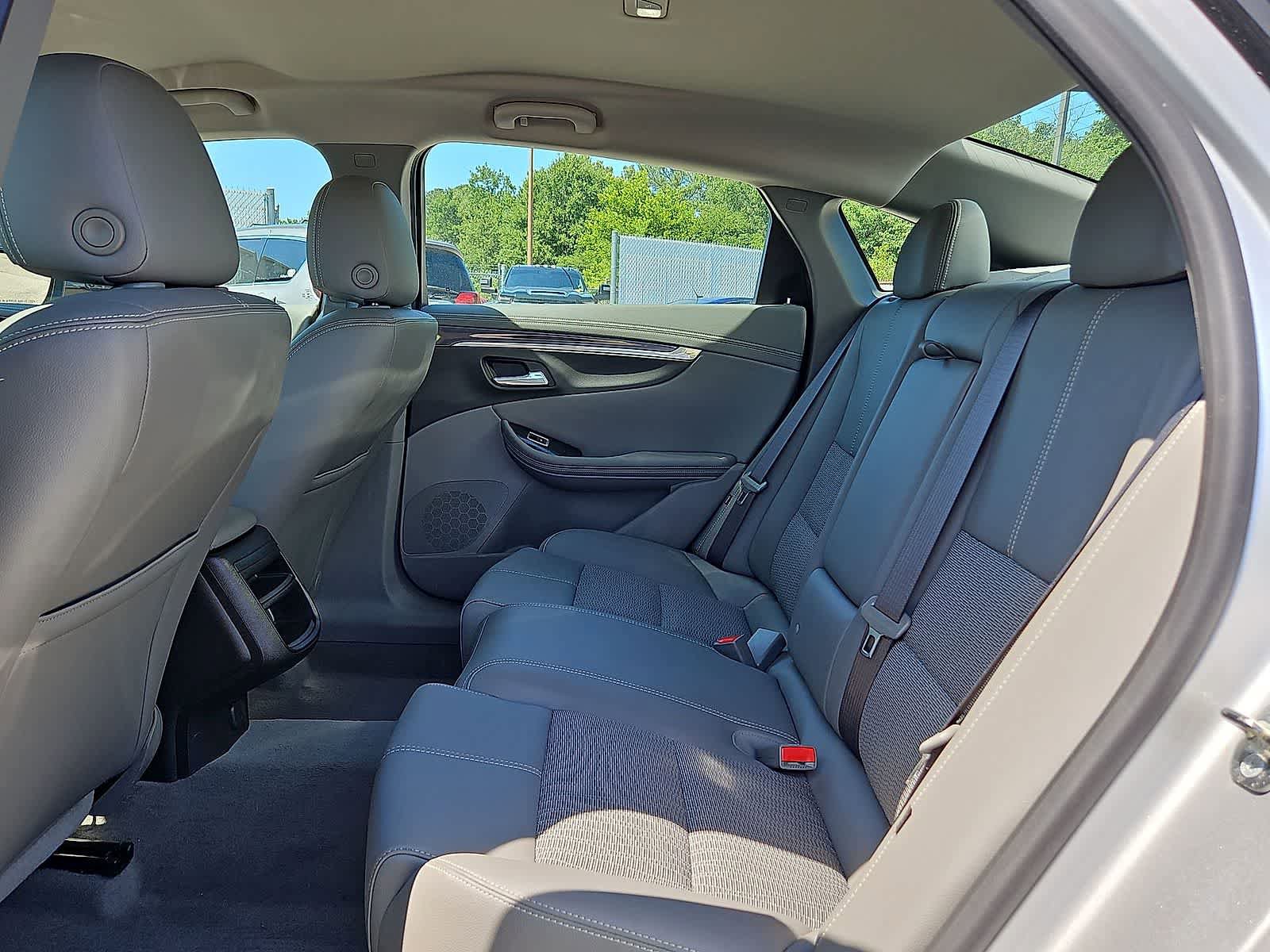 Used 2019 Chevrolet Impala LS FWD image 28