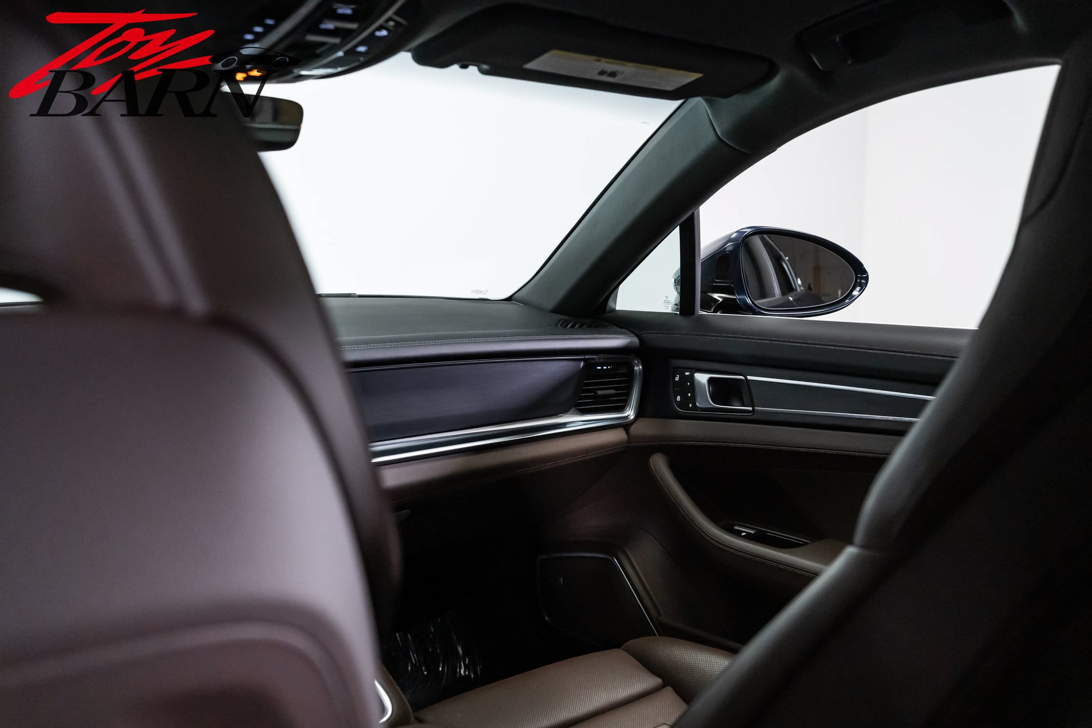 Used 2022 Porsche Panamera 4 Platinum Edition AWD/4WD image 50