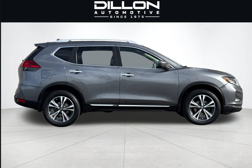 Used 2017 Nissan Rogue SL w/ SL Premium Package AWD/4WD image 3