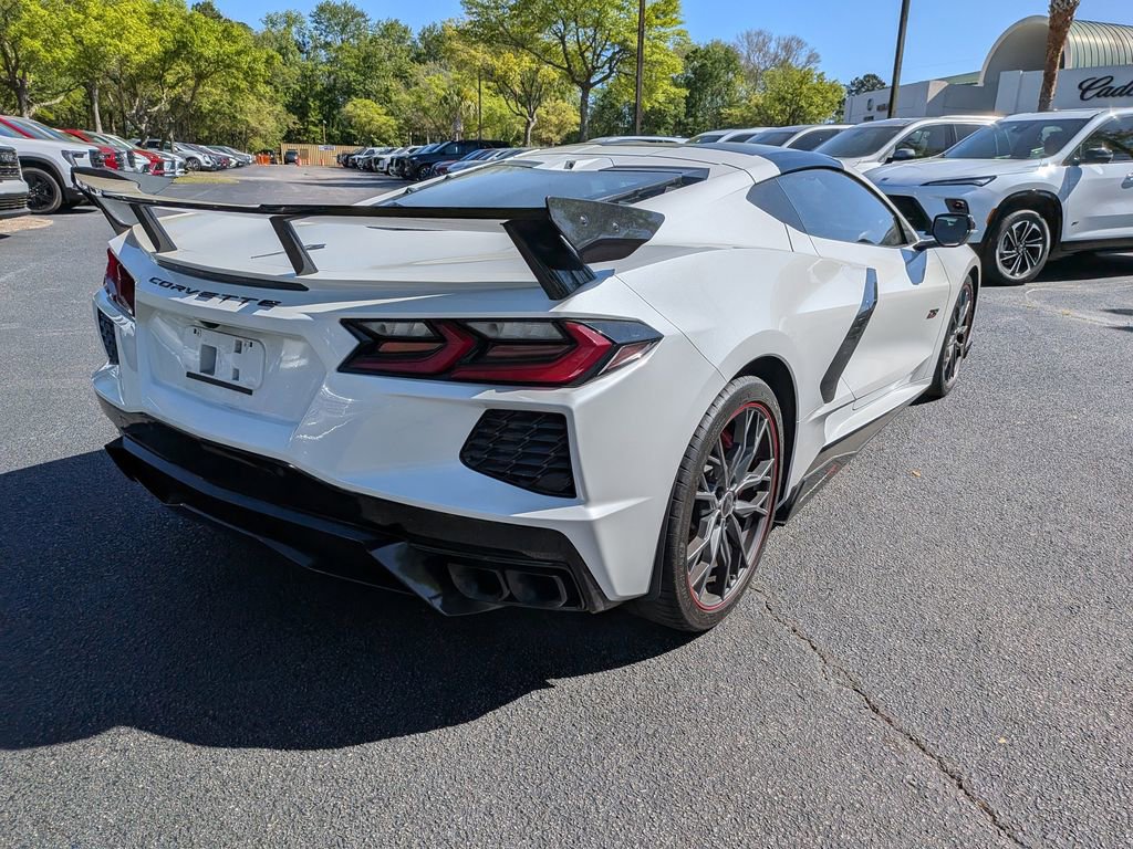Used 2023 Chevrolet Corvette Stingray Premium Cpe w/ Z51 Performance Package image 3