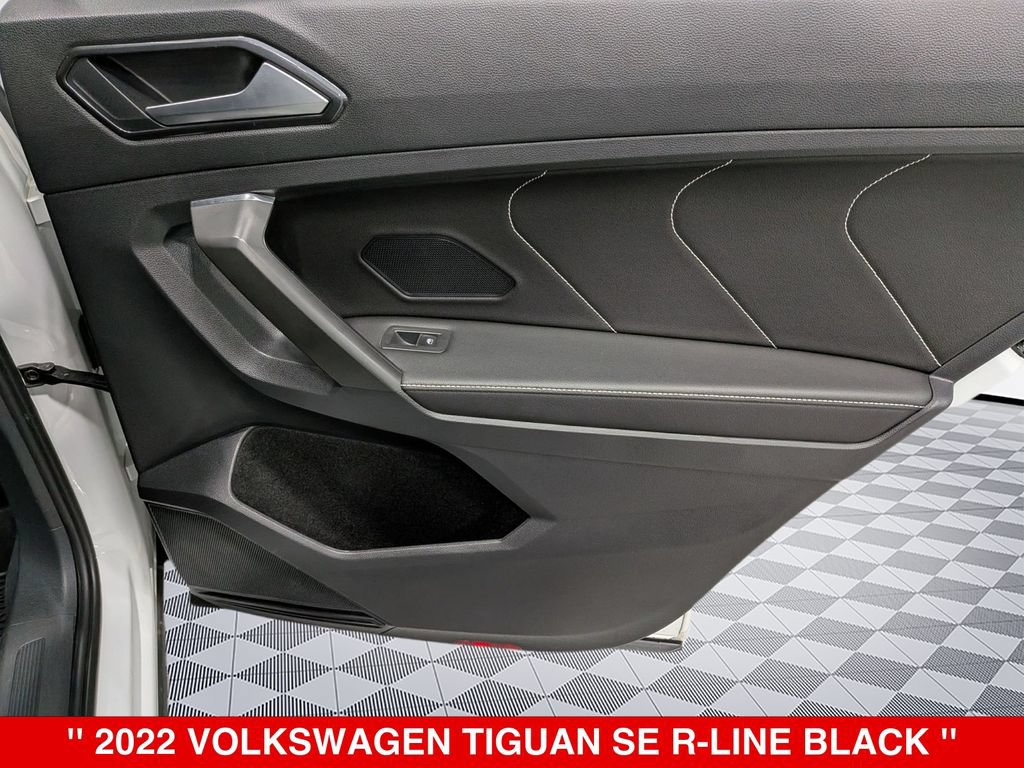Used 2022 Volkswagen Tiguan SE R-Line AWD/4WD image 32
