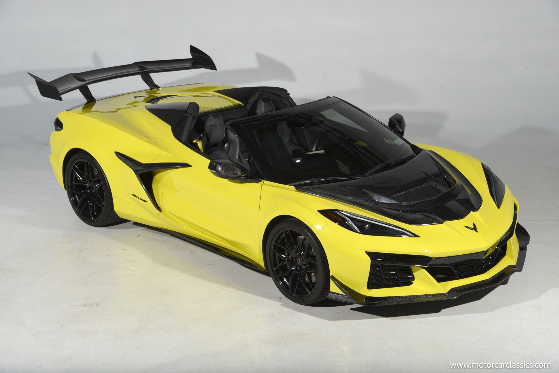 Used 2024 Chevrolet Corvette Z06 RWD image 10
