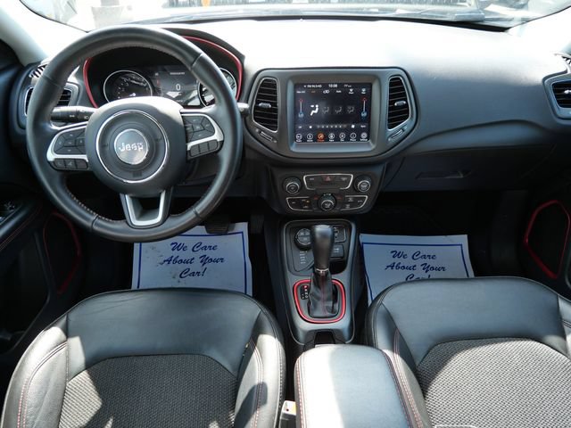 Used 2019 Jeep Compass Trailhawk w/ Popular Equipment Group AWD/4WD image 9