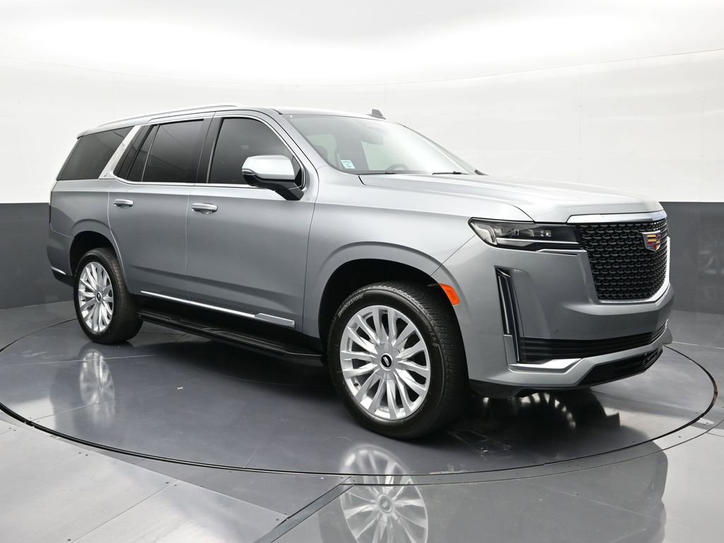 Certified 2024 Cadillac Escalade Luxury RWD image 7