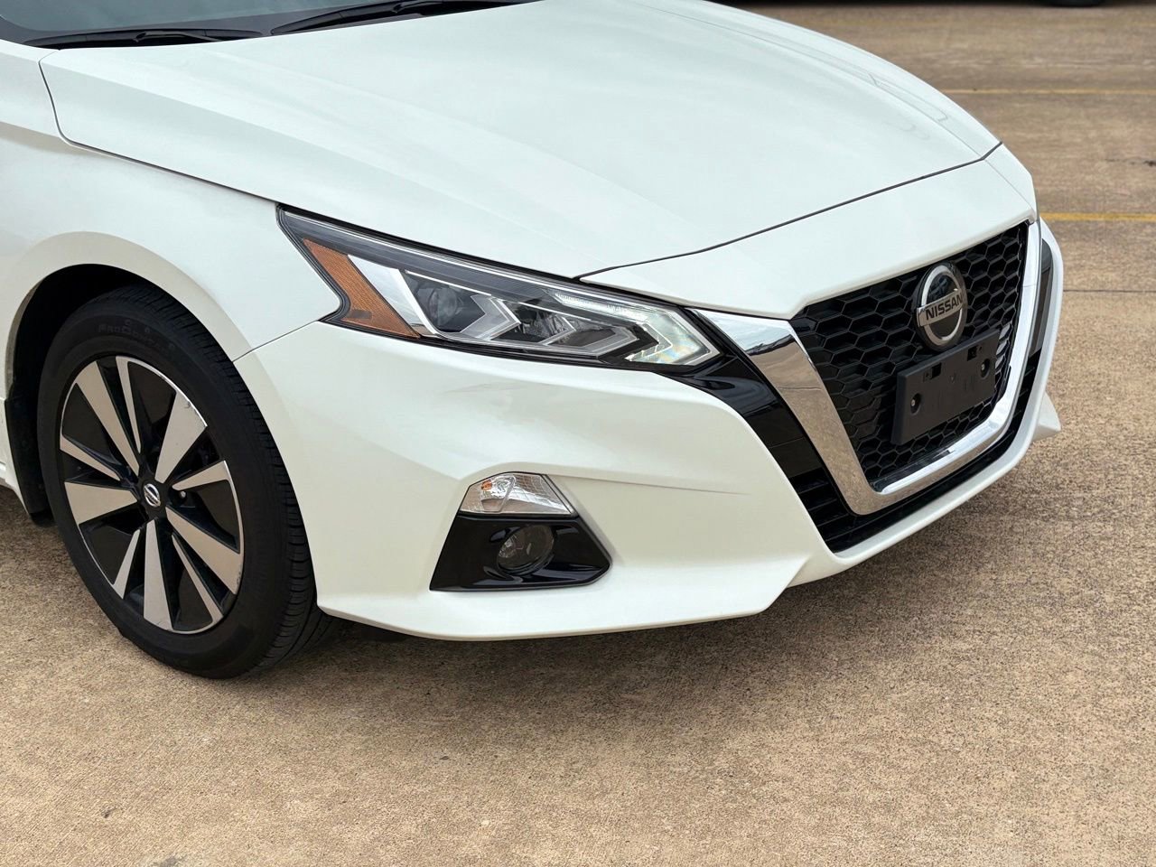 Certified 2022 Nissan Altima 2.5 SL AWD/4WD image 9