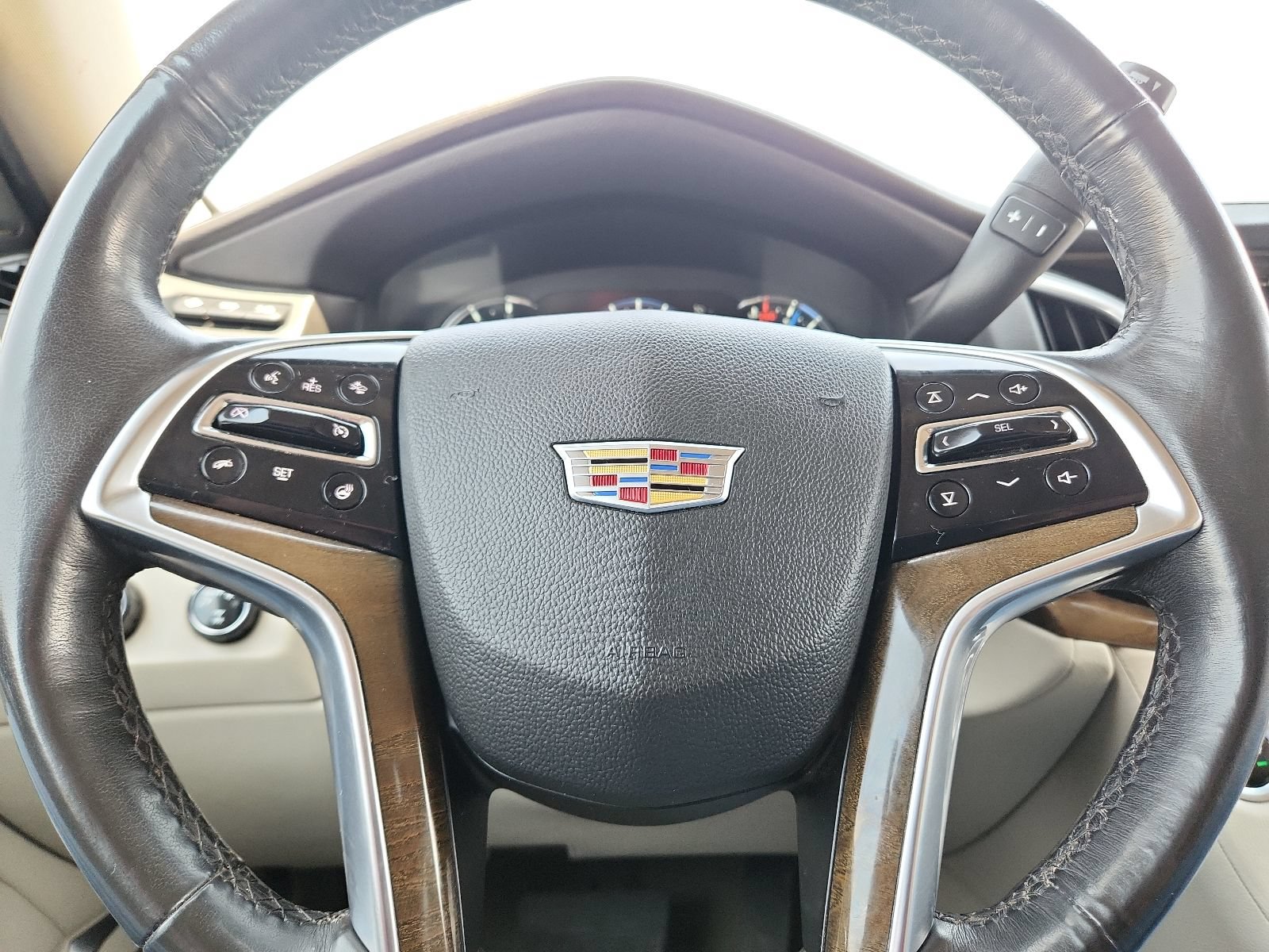 Used 2020 Cadillac Escalade Luxury AWD/4WD image 19