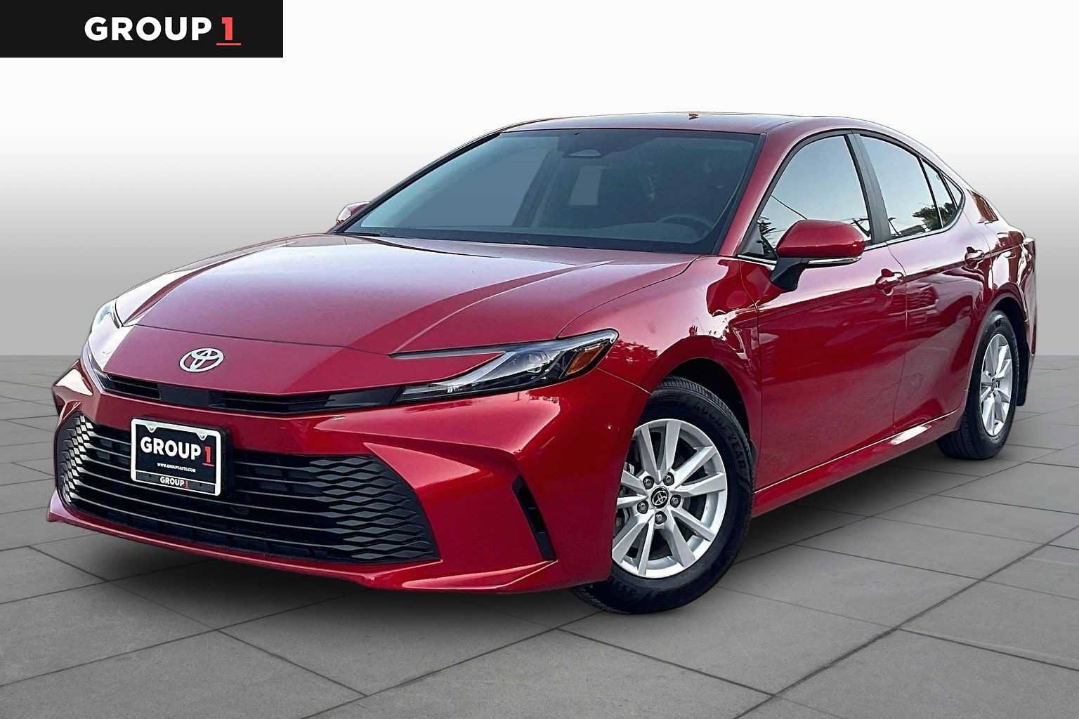 Used 2026 Toyota Camry LE w/ Convenience Package FWD image 1