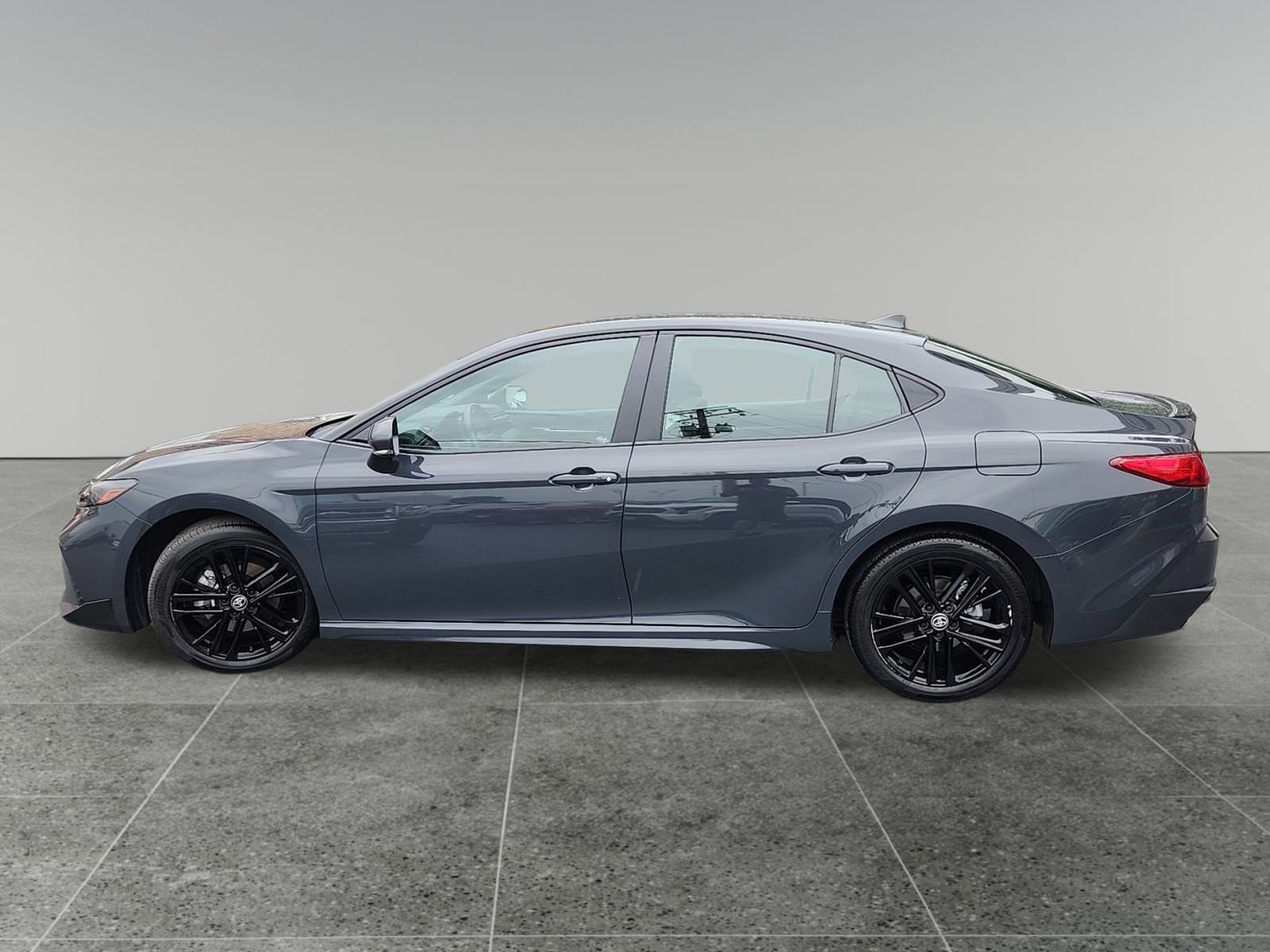 Certified 2025 Toyota Camry SE image 4