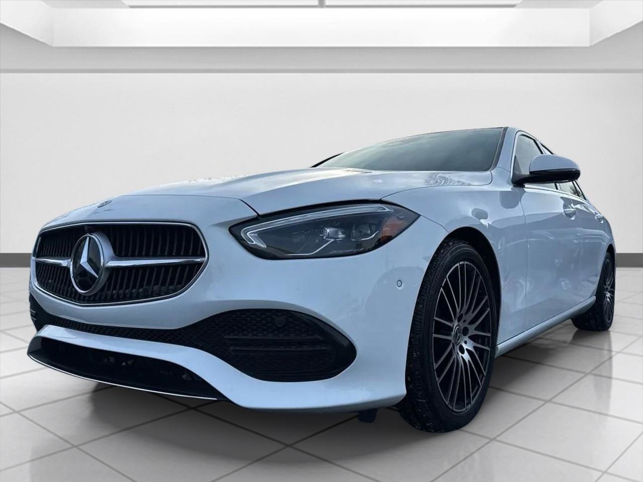 Used 2023 Mercedes-Benz C 300 4MATIC Sedan image 2