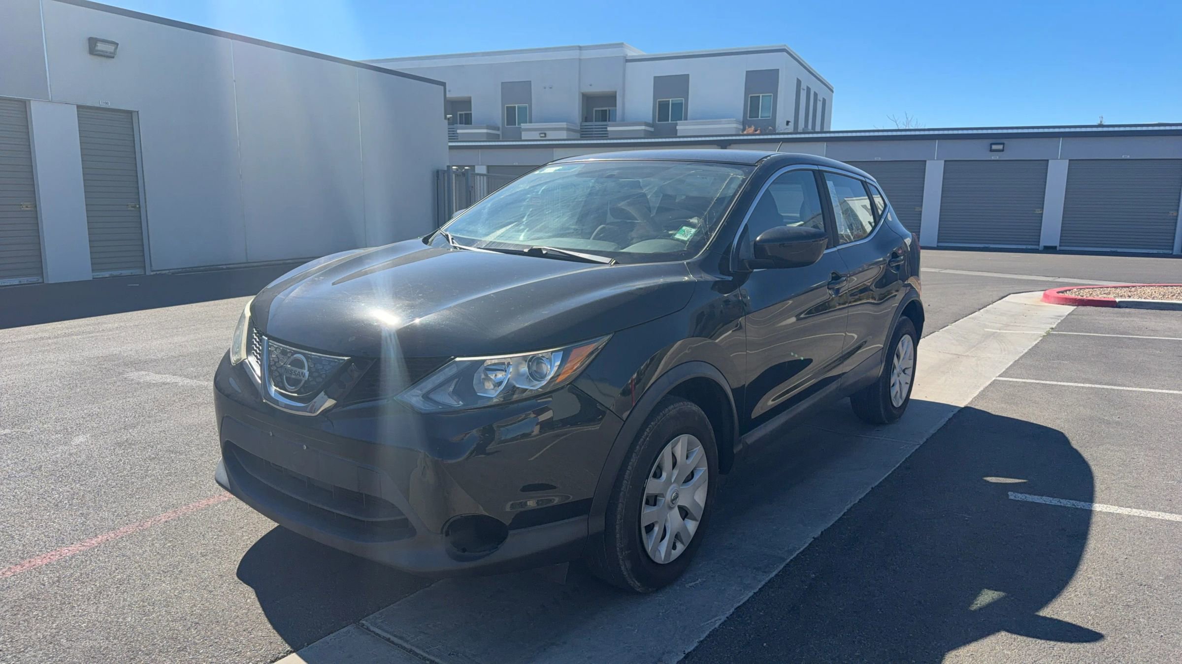 Used 2018 Nissan Rogue Sport S FWD image 2