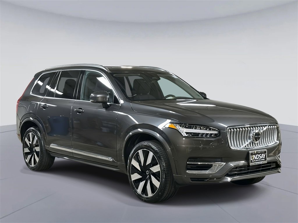 Used 2024 Volvo XC90 T8 Plus image 6