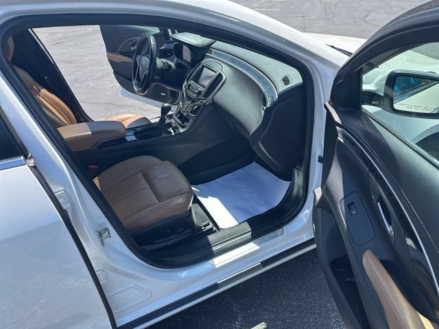 Used 2016 Buick LaCrosse Premium FWD image 19
