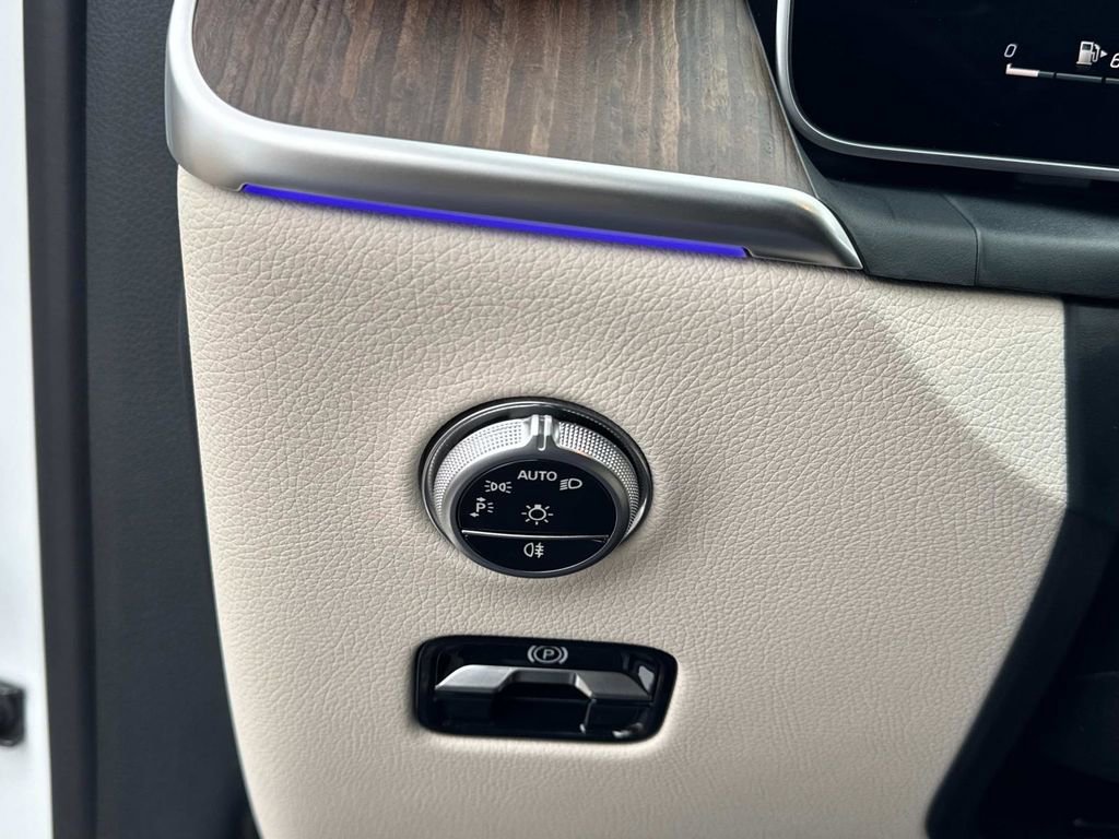 New 2026 Mercedes-Benz GLC 300 4MATIC image 28