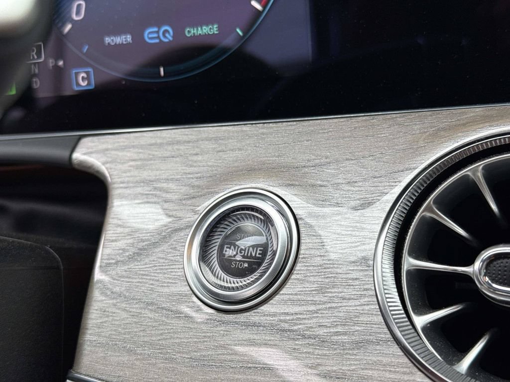 Used 2023 Mercedes-Benz E 450 4MATIC Coupe image 16