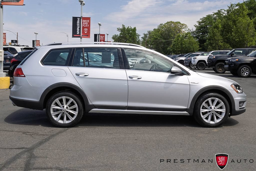 Used 2017 Volkswagen Golf Alltrack SEL AWD/4WD image 18