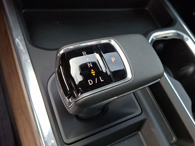 Used 2025 Chevrolet Silverado 1500 High Country w/ Technology Package image 12