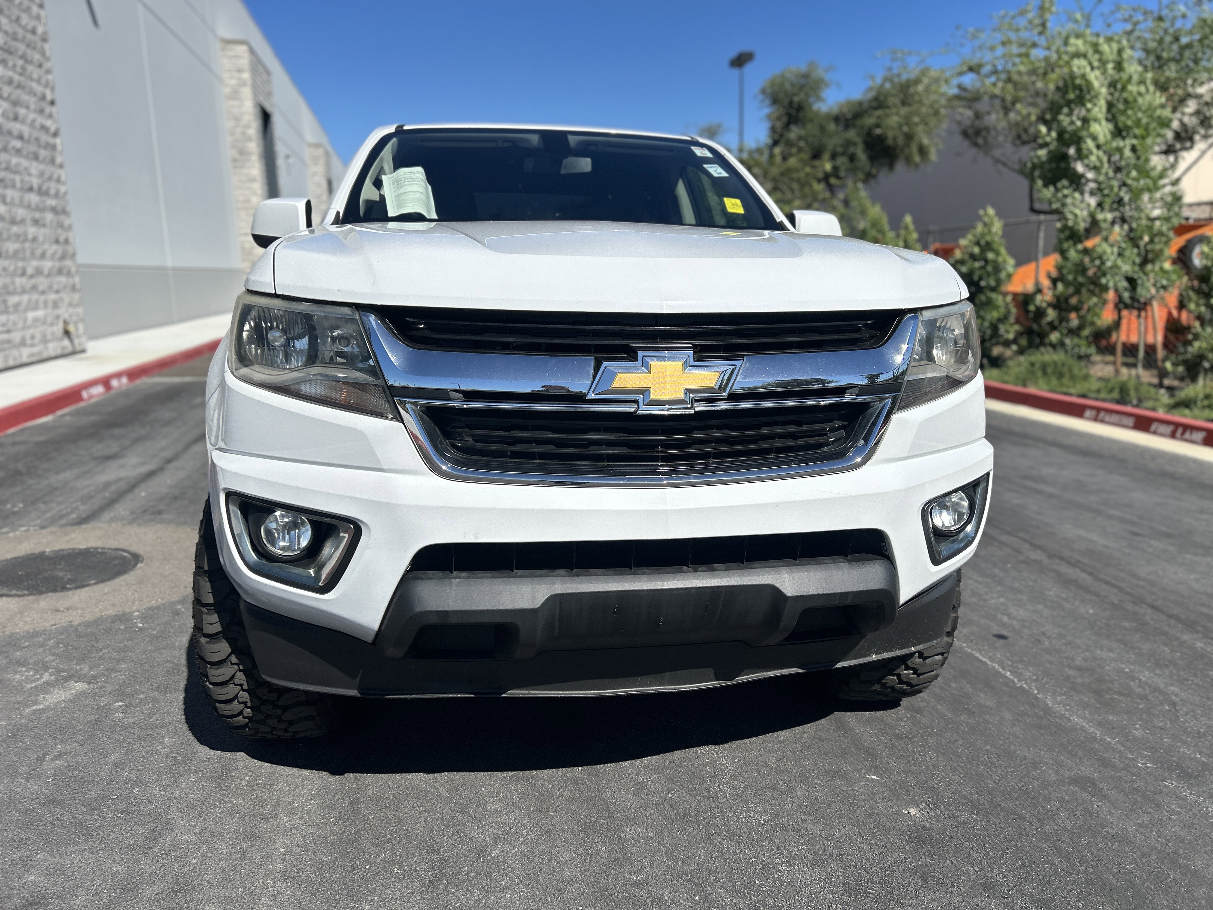 Used 2018 Chevrolet Colorado LT RWD image 2