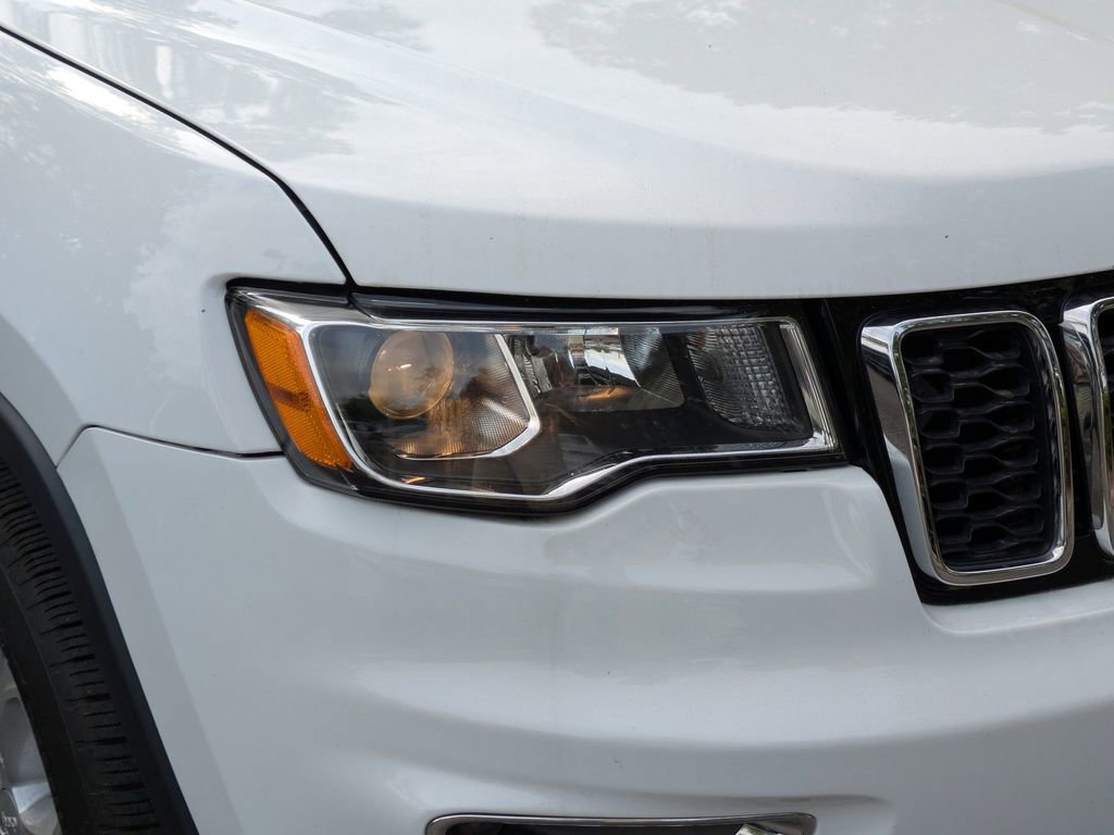 Used 2022 Jeep Grand Cherokee Laredo E image 9