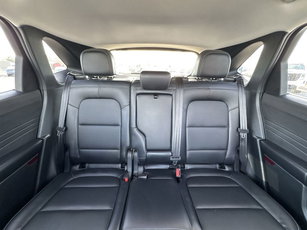 Used 2025 Ford Escape Platinum AWD/4WD image 22
